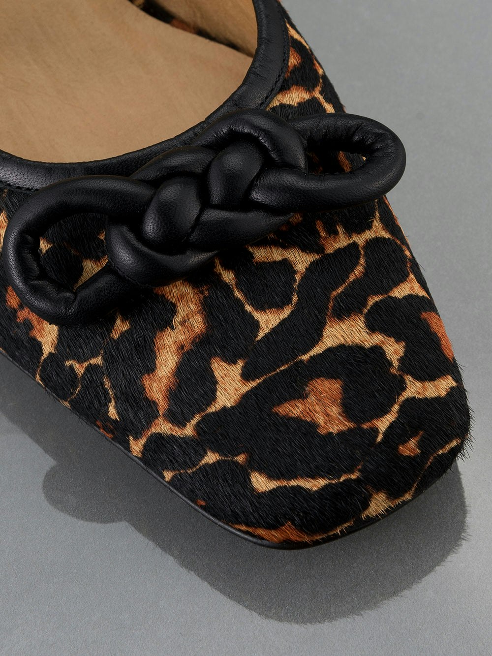 shoe detail view alt:hover alt:fit2